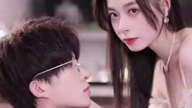 離婚后，夫人成了千億大佬(全集)