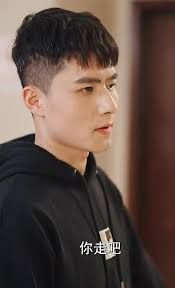 跑腿，竟是隱藏大佬(全集)