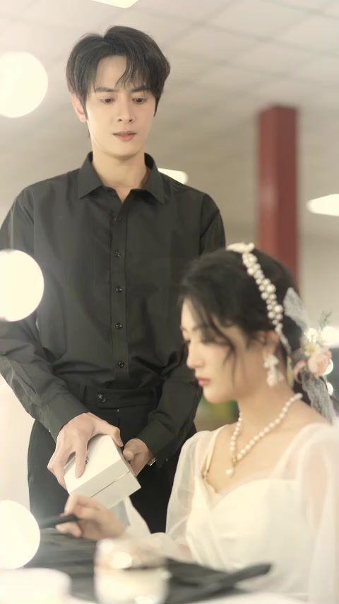 換臉歸來，我讓總裁跪地求饒(全集)