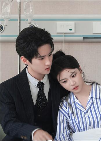 我死后，全員火葬場(chǎng)了(全集)